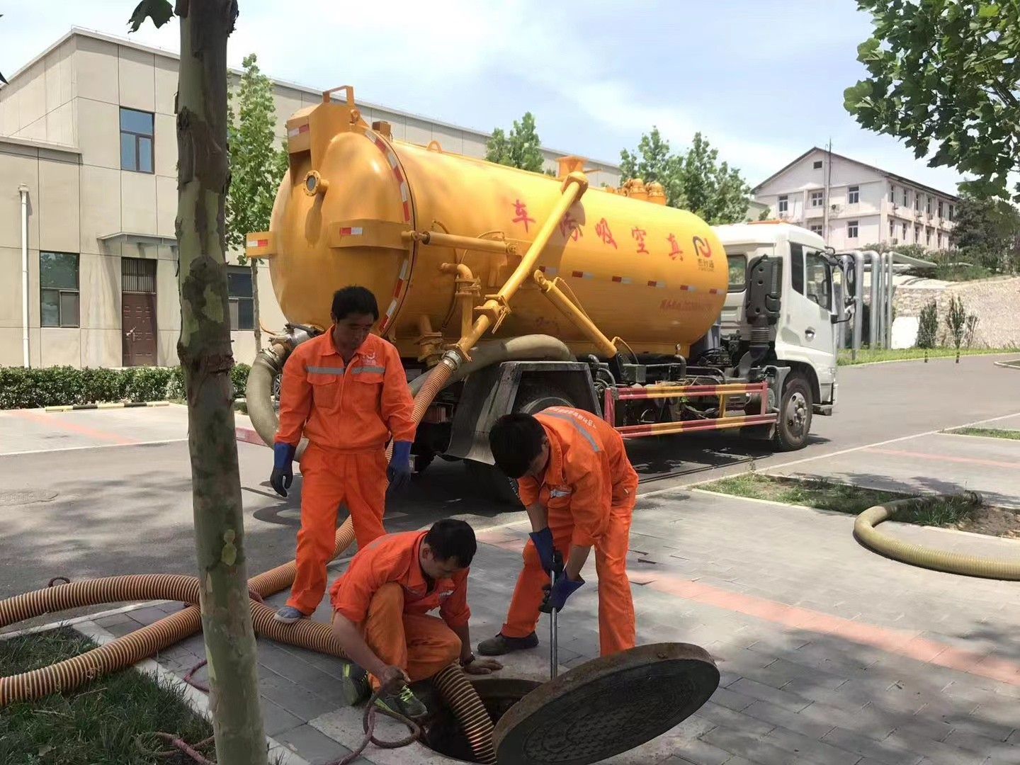 秦州化粪池清理与5-8吨吸粪车施工效率分析